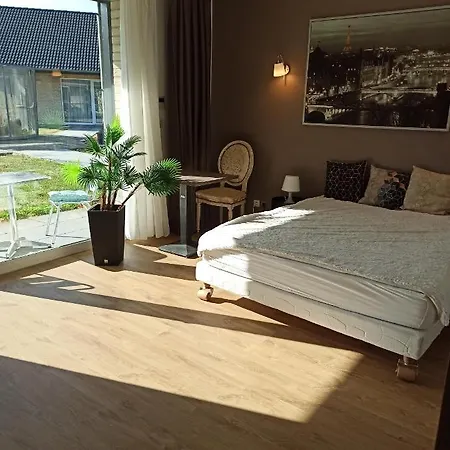 Hotell Fleur De Lys Bailleul (Nord)