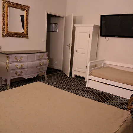 Fleur De Lys 3* Bailleul (Nord)