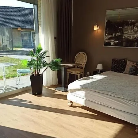 Fleur De Lys Hotell 3*