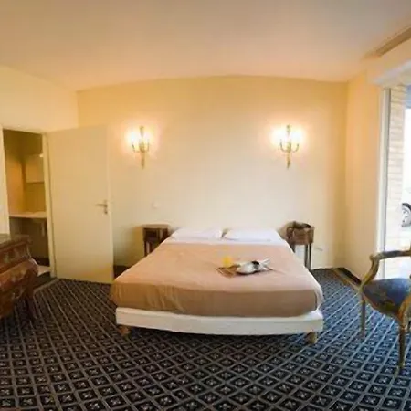 Fleur De Lys Hotell 3*
