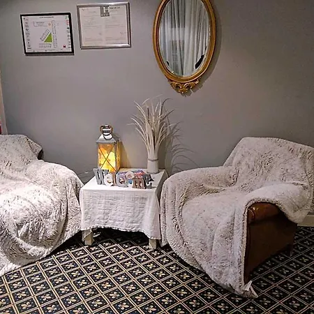 Hotell Fleur De Lys 3*